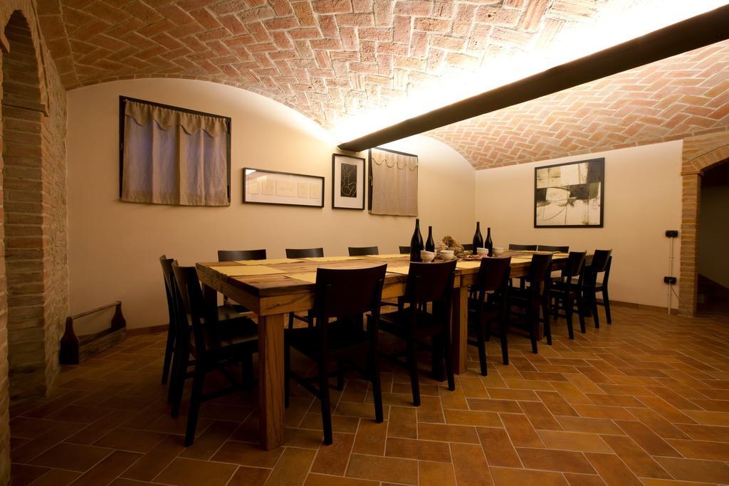 Willa La Rondanina Castelnuovo Fogliani Zewnętrze zdjęcie
